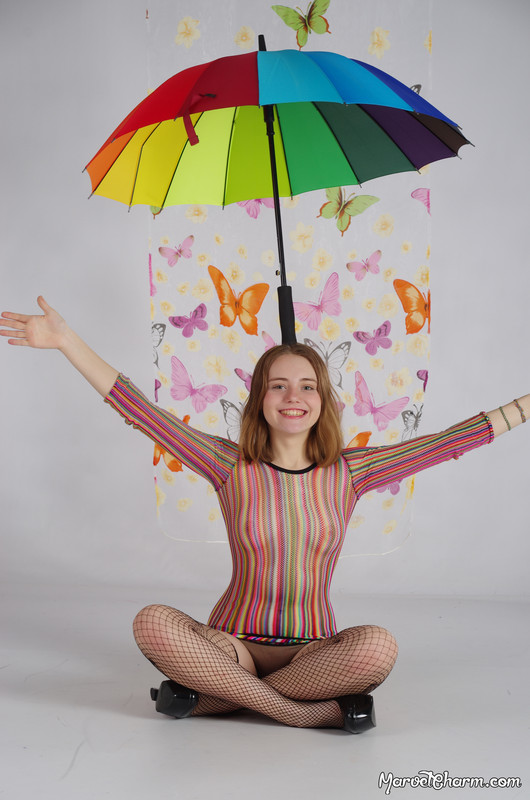 MarvelCharm_Nicolette-Rainbow-026