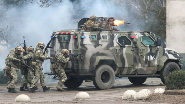 Rusia neutraliza a 420 combatientes nazis ucranianos y destruye 130 instalaciones militares del ejército de Kiev Rusia-ucrania