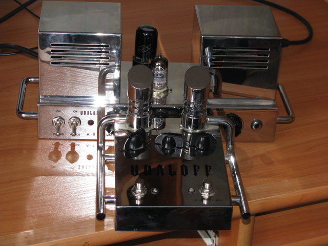 УСИЛИТЕЛЬ и