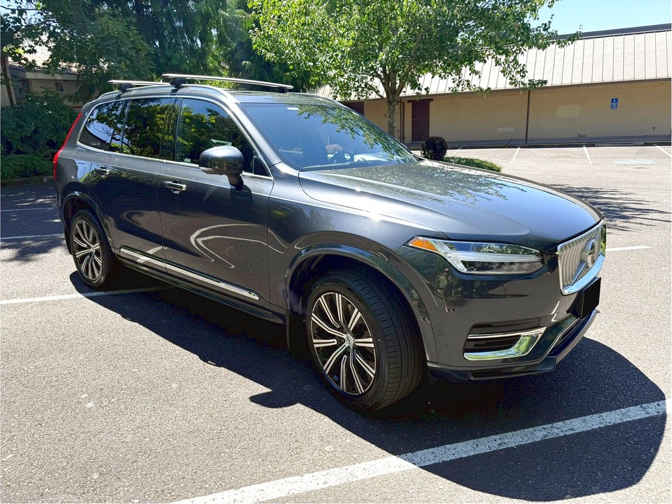2021 Volvo XC90 T8 Inscription
