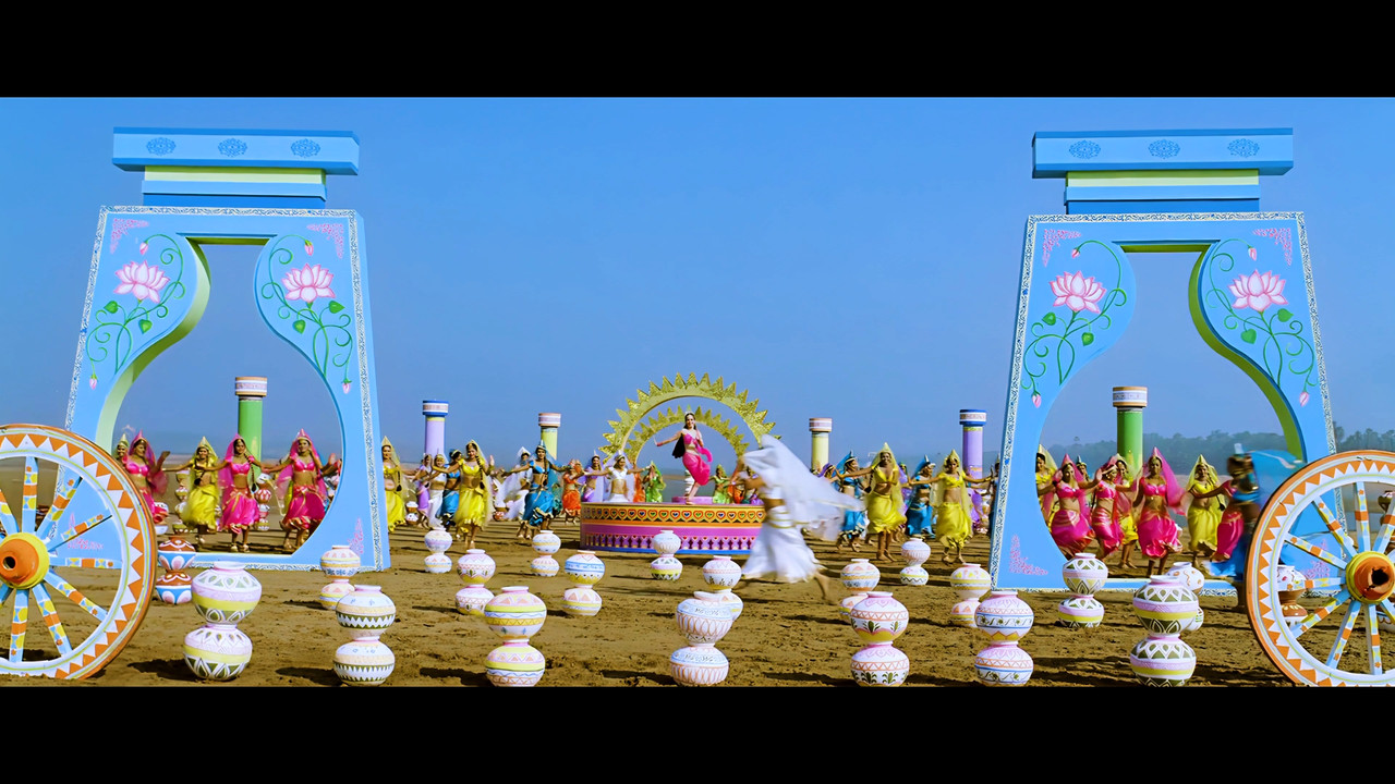 Tamanna Hot Song From Himmatwala Naino Main Sapna 4K (Best Quality).mp4_snapshot_00.08_[2021.04.05_1