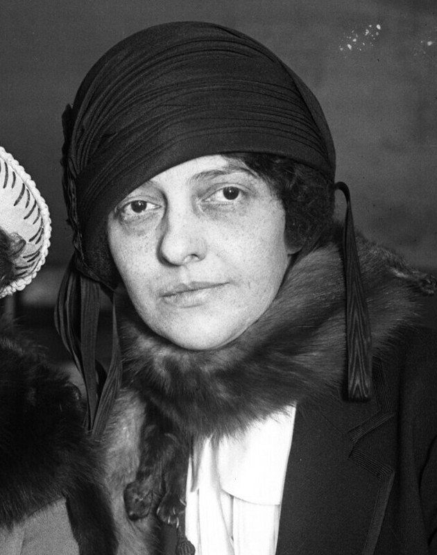Belva_Gaertner,_1924_(cropped)