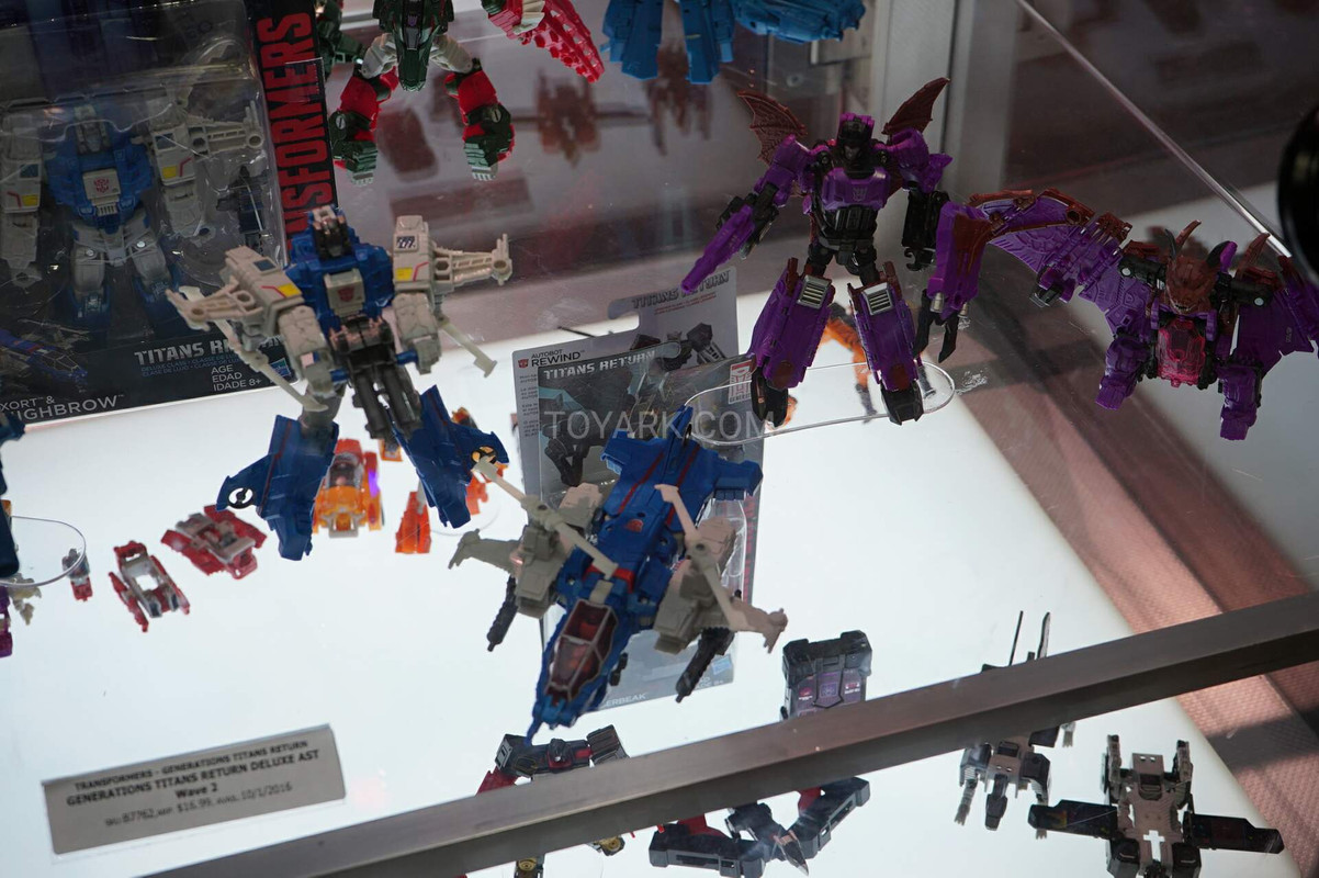 SDCC2016-Transformers-Titans-Return-026