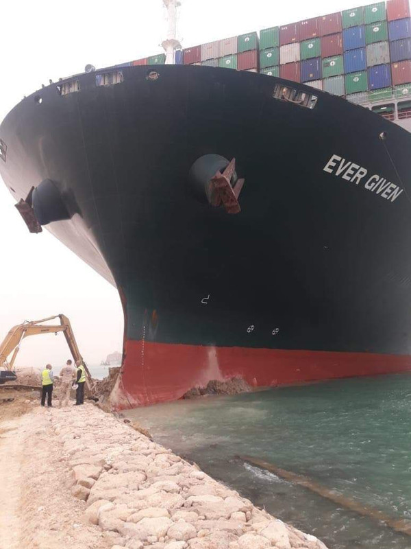 Échouage du porte container "Ever Given" dans le canal de Suez Ex-Pq-Tb-PW8-AIql-S2