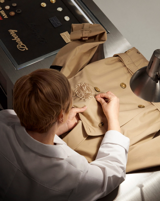 Burberry, il trench pop-up a New York sulla Fifth Avenue