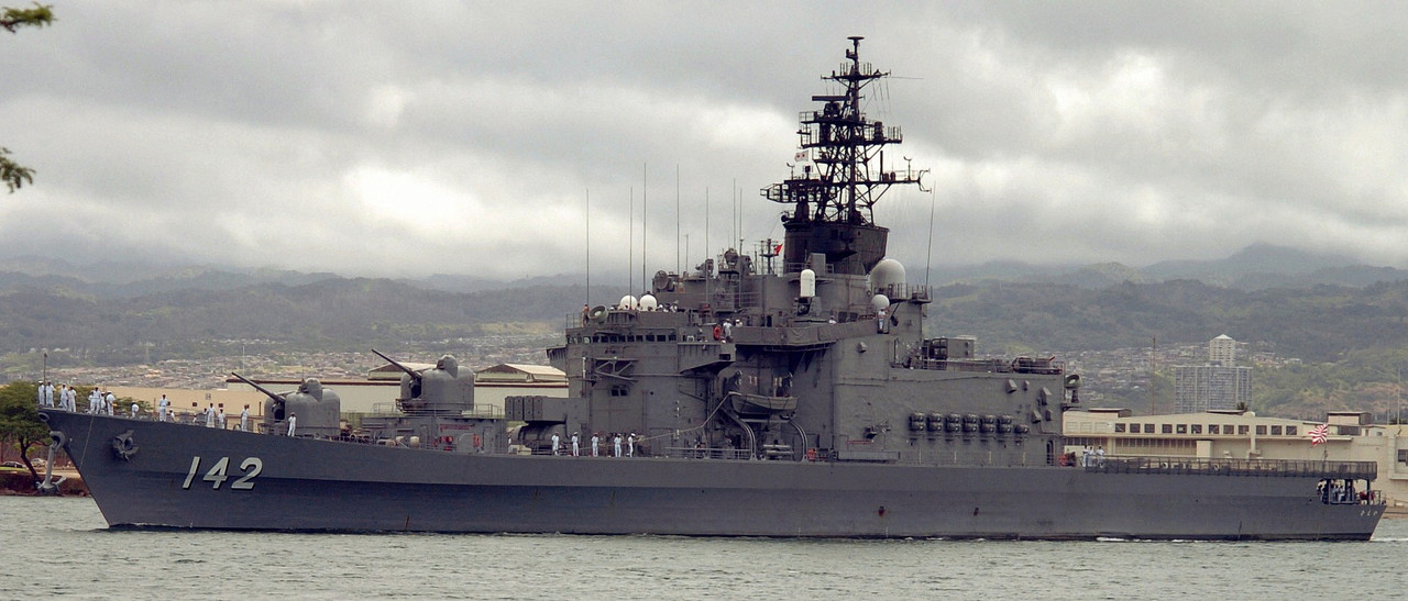 Hiei (DDH-142)-1