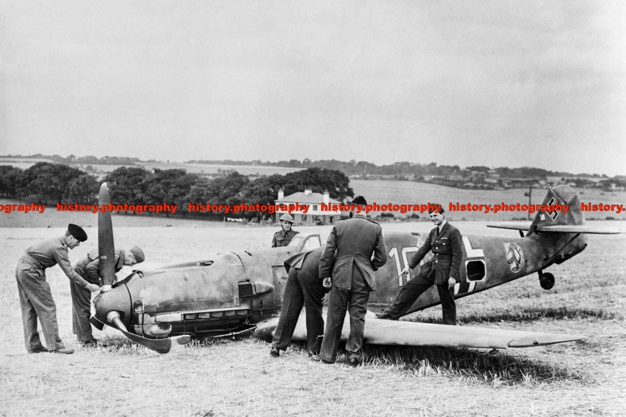 F009636 Messerschmitt ME 109E Solton Meadow Kent 1940 WW2