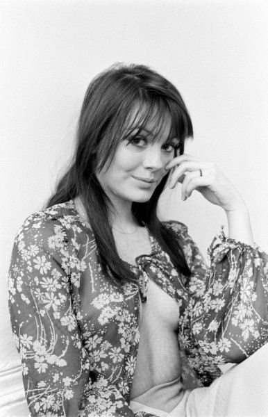 Lesley_Anne_Down_b30