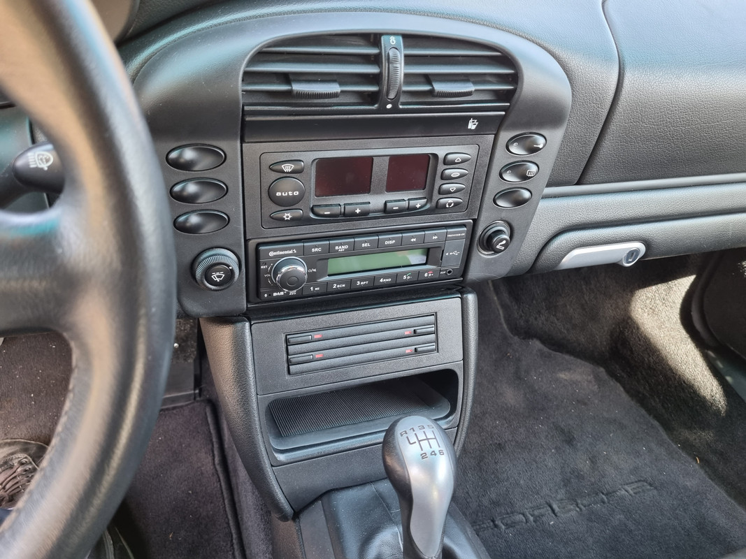 Continental radio