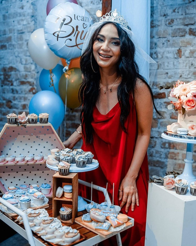 netizen kurang senang lihat penampilan nadia brian di majlis bridal shower