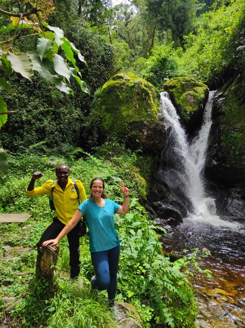 Kyambura - Rwenzori - 18 días por las tierras más remotas de Uganda y Kenya (4)