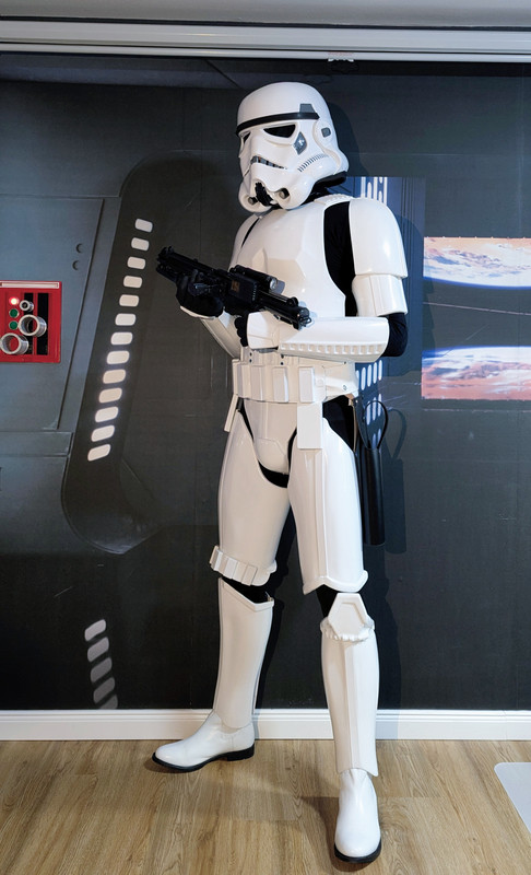 TK30046_002.jpg
