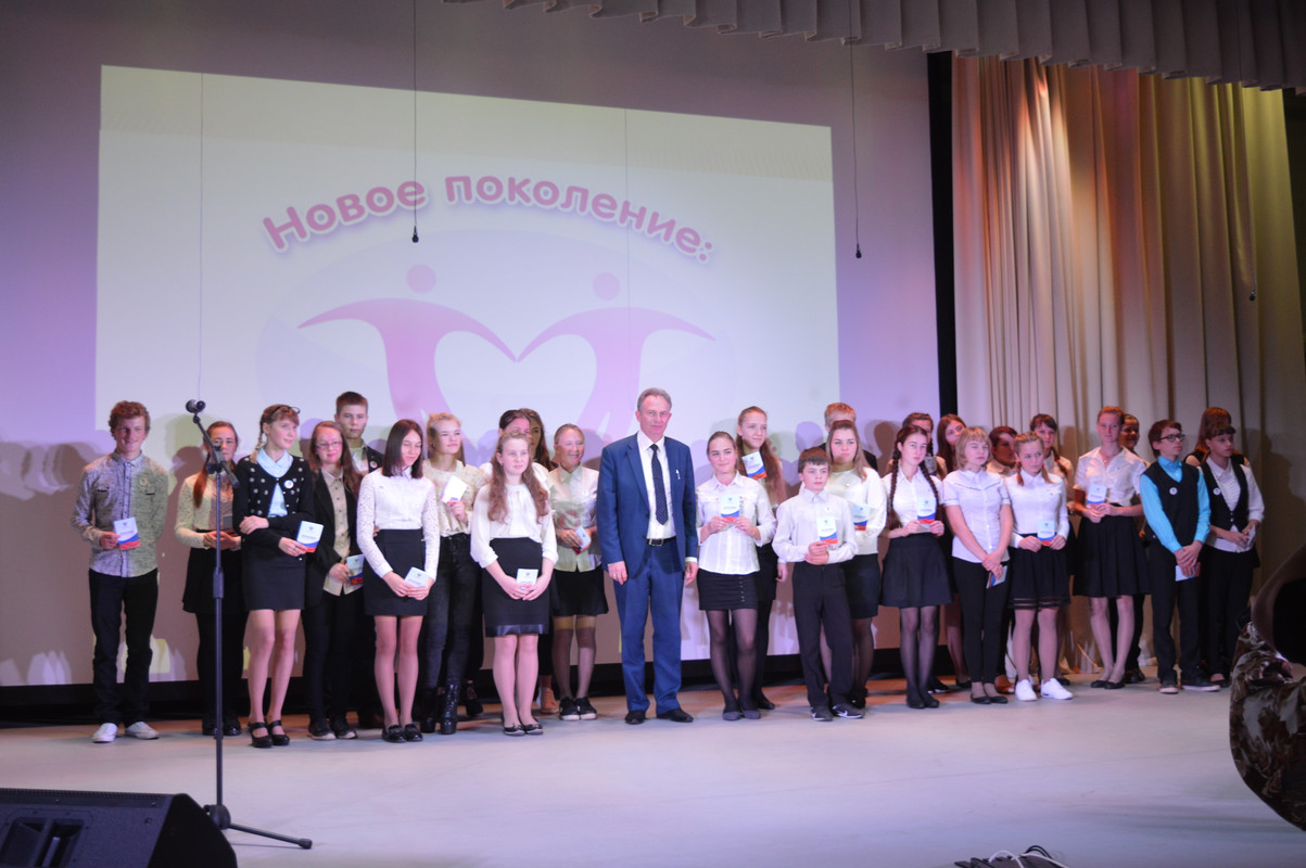 Свитер женский спицами схемы и описание 2016 фото Свитер женский спицами схемы и описание 2016 фото