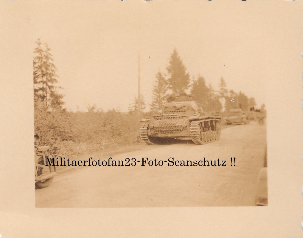 Wehrmacht Panzer III Vormarsch-Straße Pleskau Ps