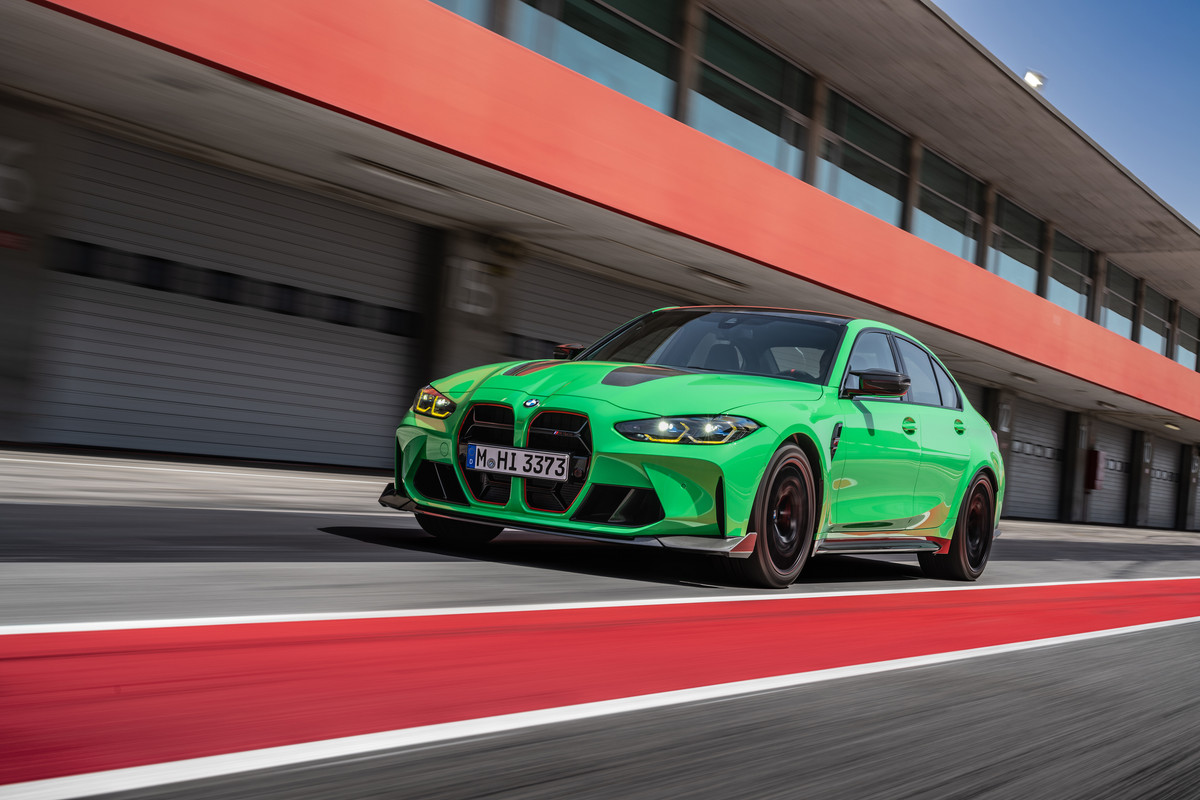 P90492705_highRes_the-all-new-bmw-m3-c