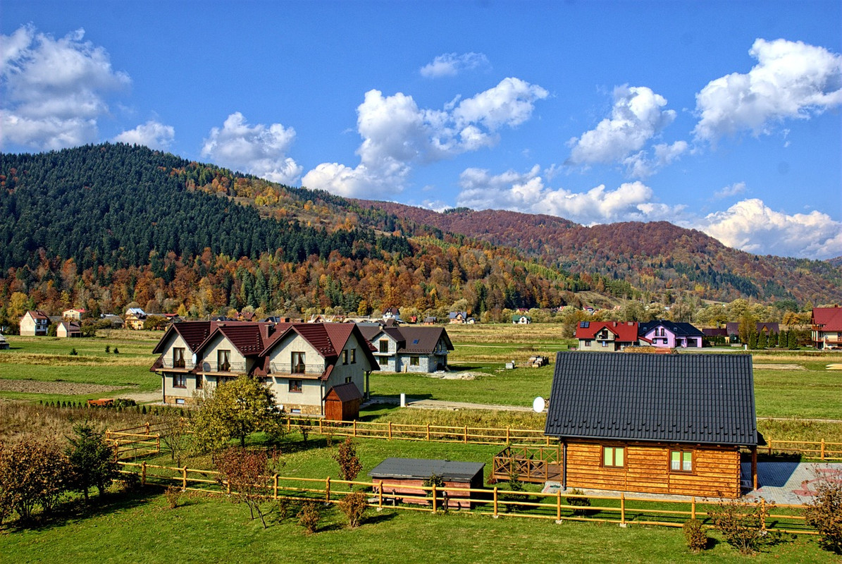 green-poland-1003700-1280.jpg