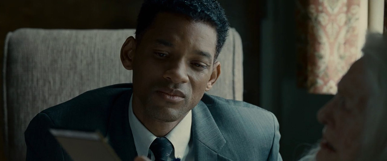 Seven Pounds 2008 BluRay [Hindi + English] 480p 720p ESub Screenshot