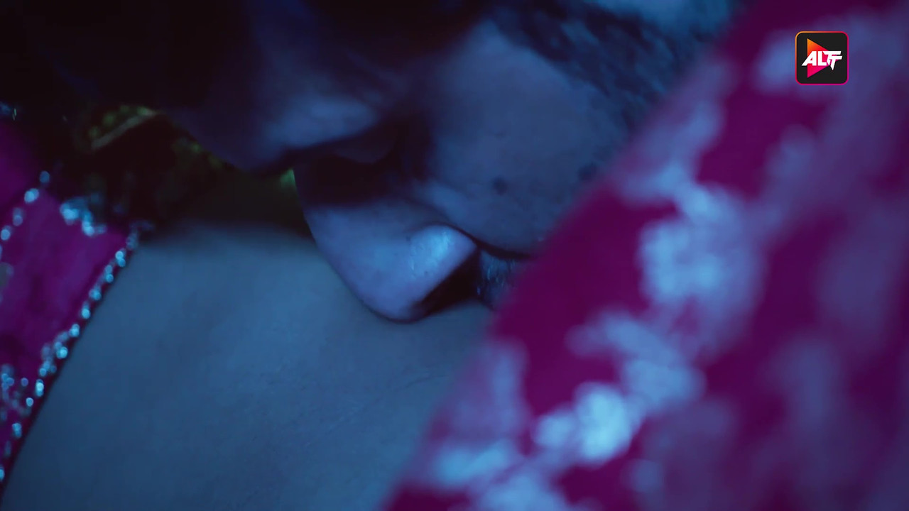 vlcsnap-2025-03-21-03h04m01s253