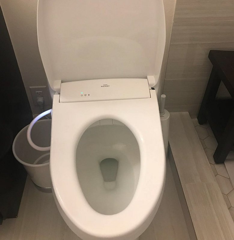 Toto S550E Toilet Seat