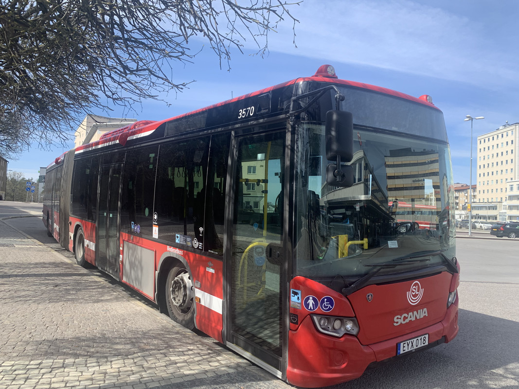 FEEB60C9-5011-4D87-AE33-2A699C5A3E67