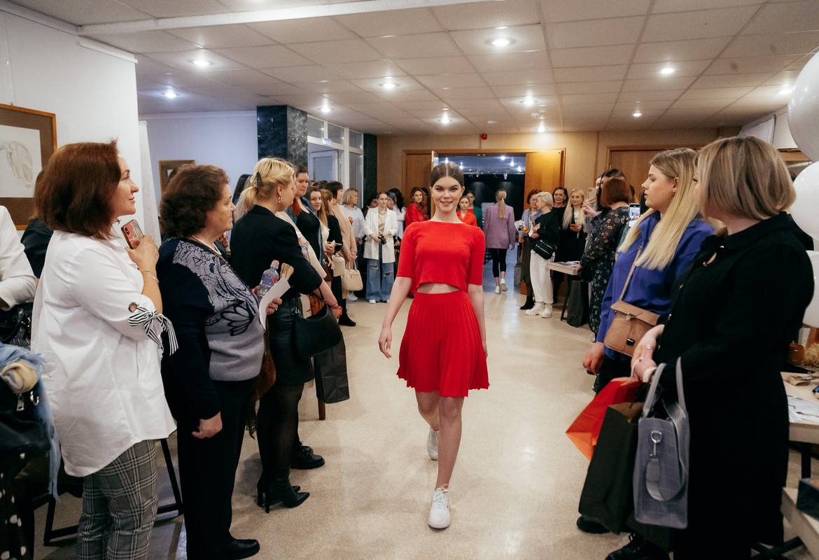 0330 2022 04 09 1 DX DMR 0766 — Postimages