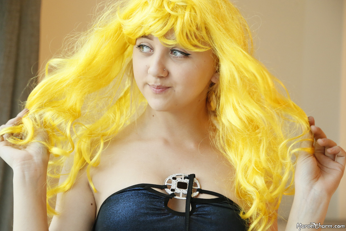 MarvelCharm_Violet-Sweet-Lemon-134