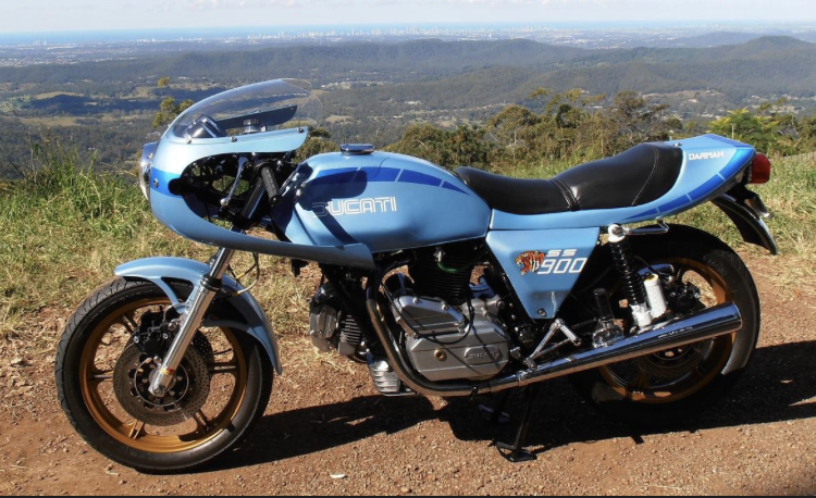 53EB963C-2ADC-4F2E-B693-ADDC56730E7A