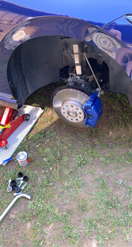 7BB6D898-71A6-4A22-BDB8-2B7333AC84AC