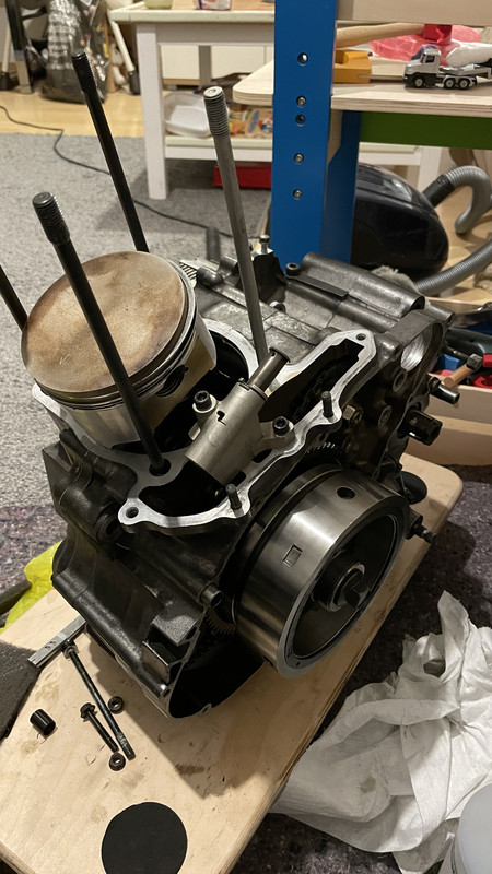 9913BB5F-3246-4AD7-860B-7C1D142C470D