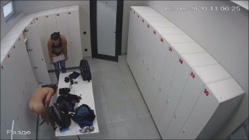 [Image: Voyeur21645120617.jpg]