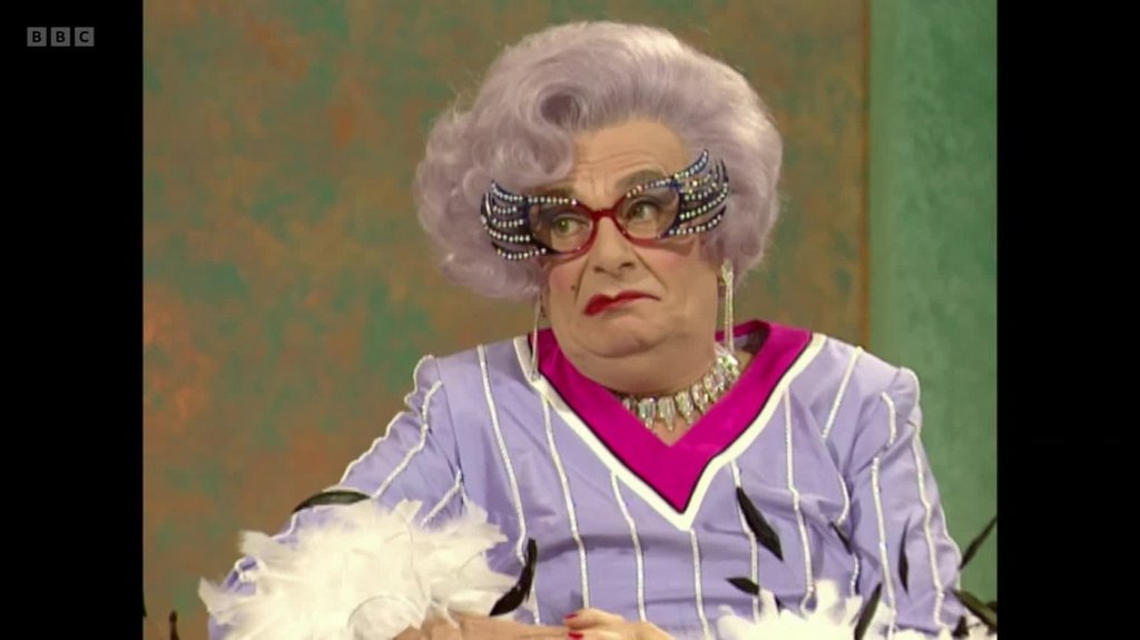 [Image: mj5la0vq8jp1.jpg]