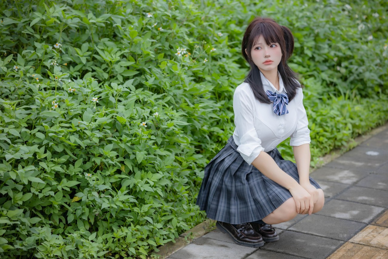 Nyako喵子《诱拐》萌妹子 写真图，清新与青春的活力美女插图1