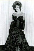 Joan-Collins-h18