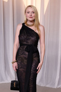 Dakota-Fanning6th-Academy-Museum-Gala410