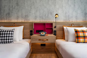 L-Moxy-Bangkok-Moxy-Twin-room