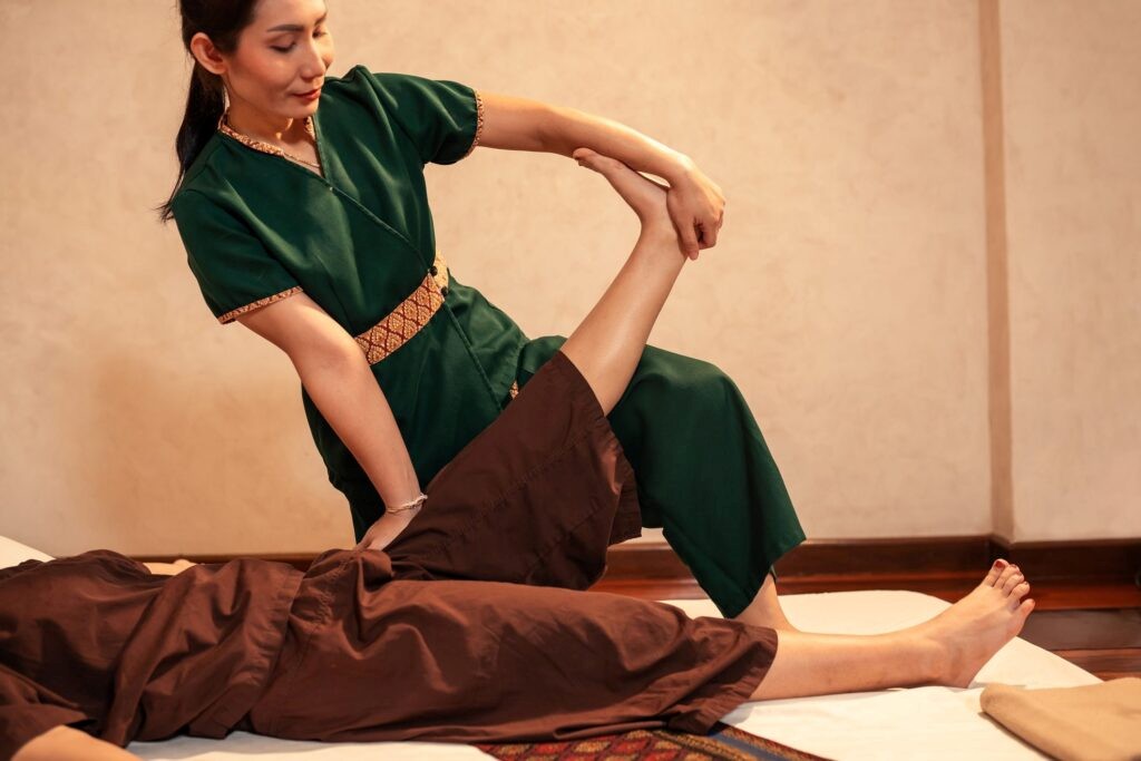 นวดแบบเชลยศักดิ์