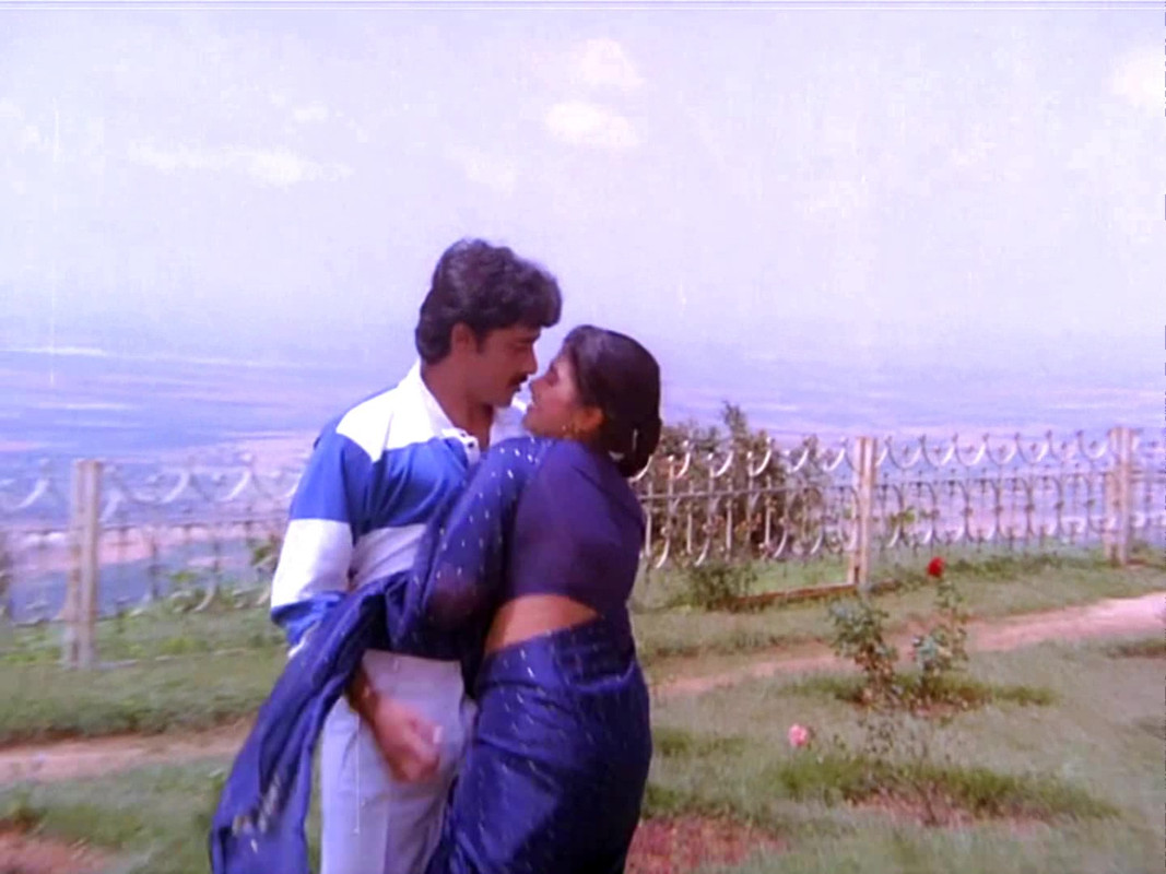 vlcsnap-2022-08-13-20h55m38s165