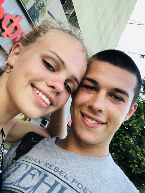 821EA658-1099-43A4-90E8-E48E4693D5A7