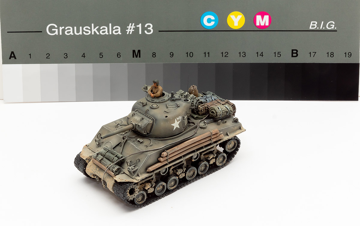 Dragon Models 60315 - M4 Sherman Display Model, US Army