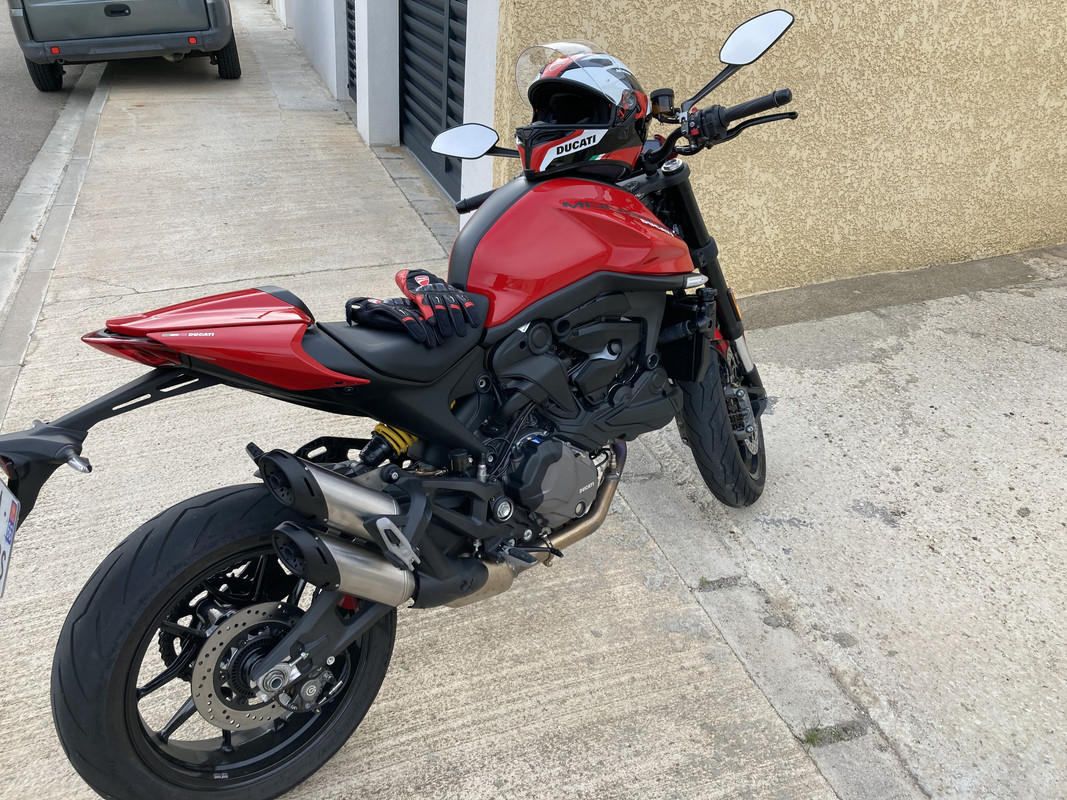 149AABBC-C9AE-4FC2-8982-A5BD9353632B