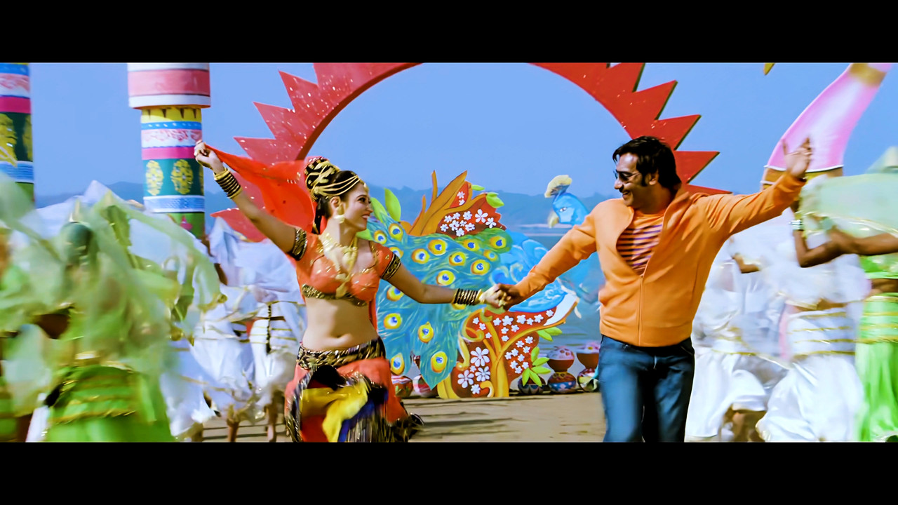 Tamanna Hot Song From Himmatwala Naino Main Sapna 4K (Best Quality).mp4_snapshot_03.29_[2021.04.05_1