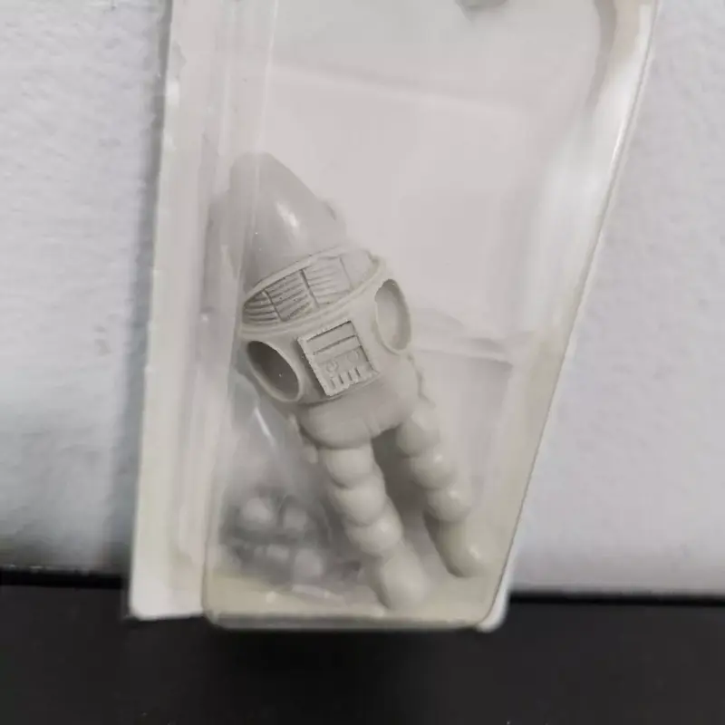 Comet Small Robby (1)