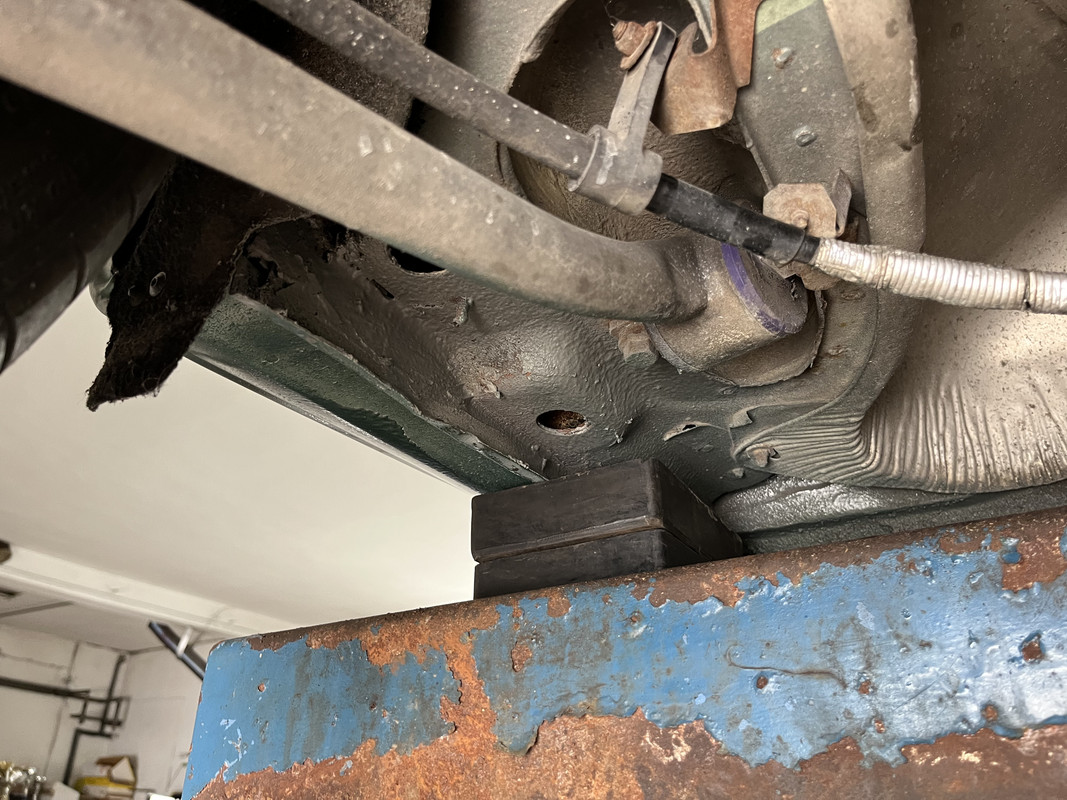 1B28A6C4-5E3B-4678-8901-453A06E45BD3