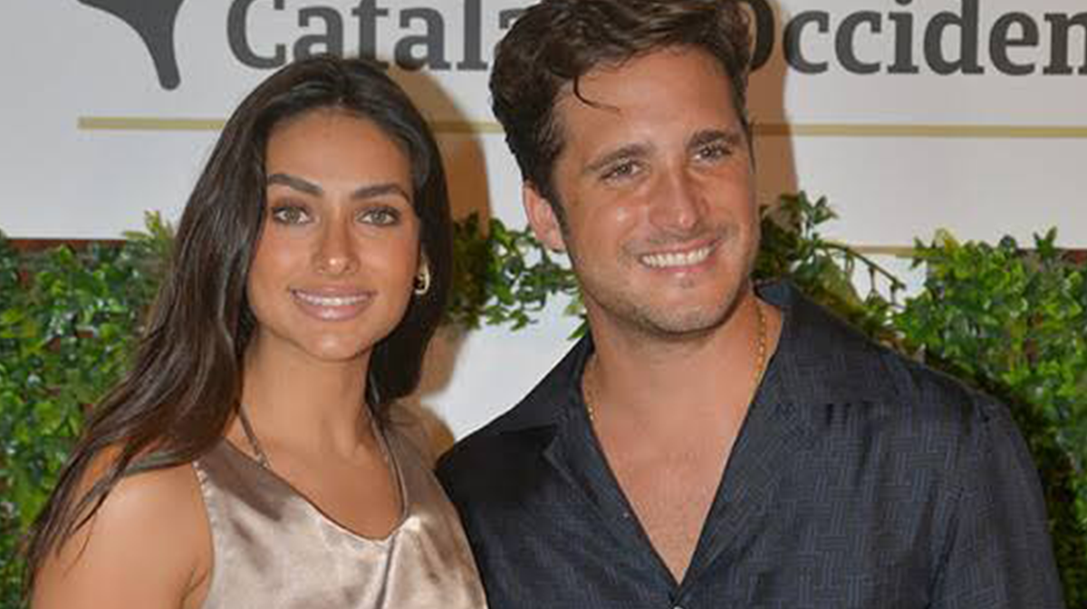 Diego Boneta aún no tiene planes de boda con Renata Notni