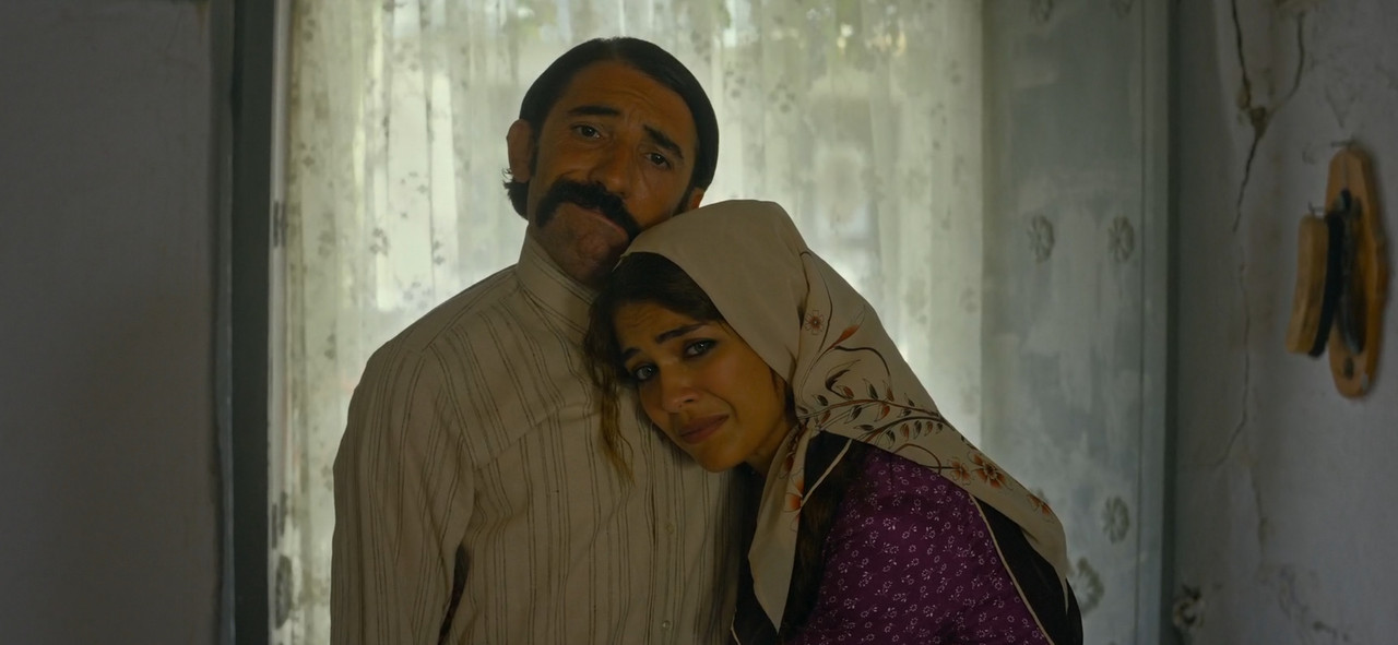 Mucize Ask Movie Screenshot