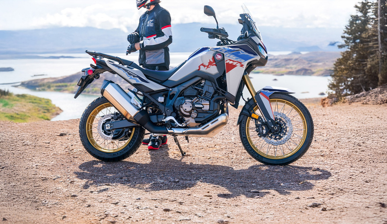 2026-africa-twin-gallery-07.jpg
