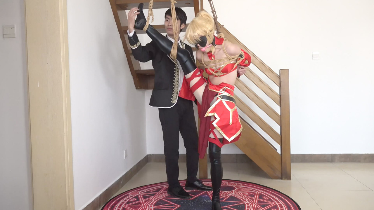 cosplay 莫德雷德（下）.mp4_20200507_083115.694