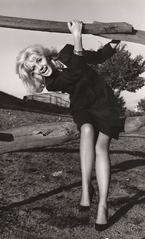 ingrid_pitt_b69