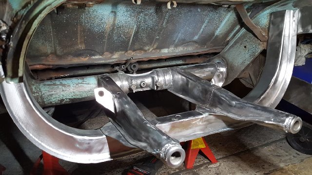 CDFCA00A-90EF-4ACF-B0B3-915E3FC1F07C