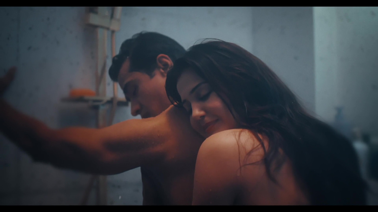 vlcsnap-2025-04-16-23h15m08s662